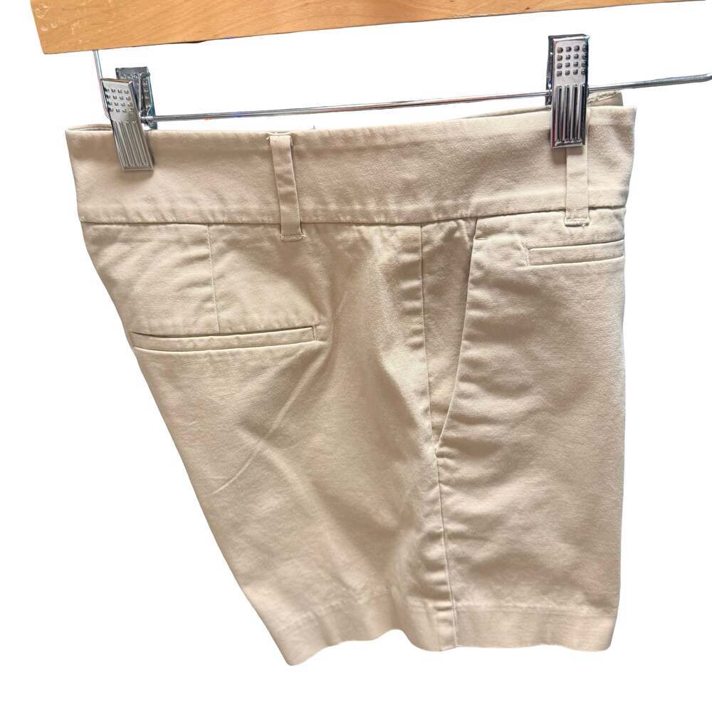 Ann Taylor Beige Cotton Blend Shorts Size 00